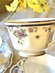 Vintage Noritake Fine China Tea Set 5 Cups & Saucers Floral Blue Rim Platinum