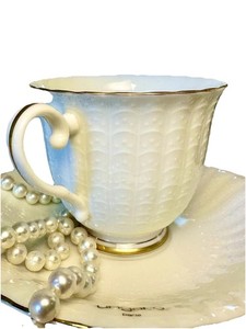 [MINT] Ungaro Paris Coffee Cup & Saucer - Maebata Japan Gold Rim Shell Pattern